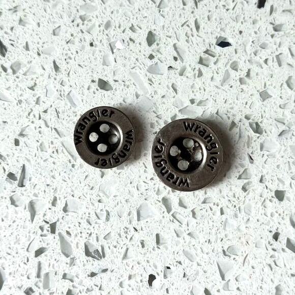 Vintage 2 Pc Wrangler Silver Metal 4-Hole Buttons for Sewing Crafts Jeans Denim - Picture 1 of 4